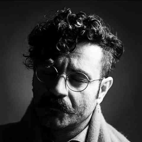 شاهین نجفی سیل